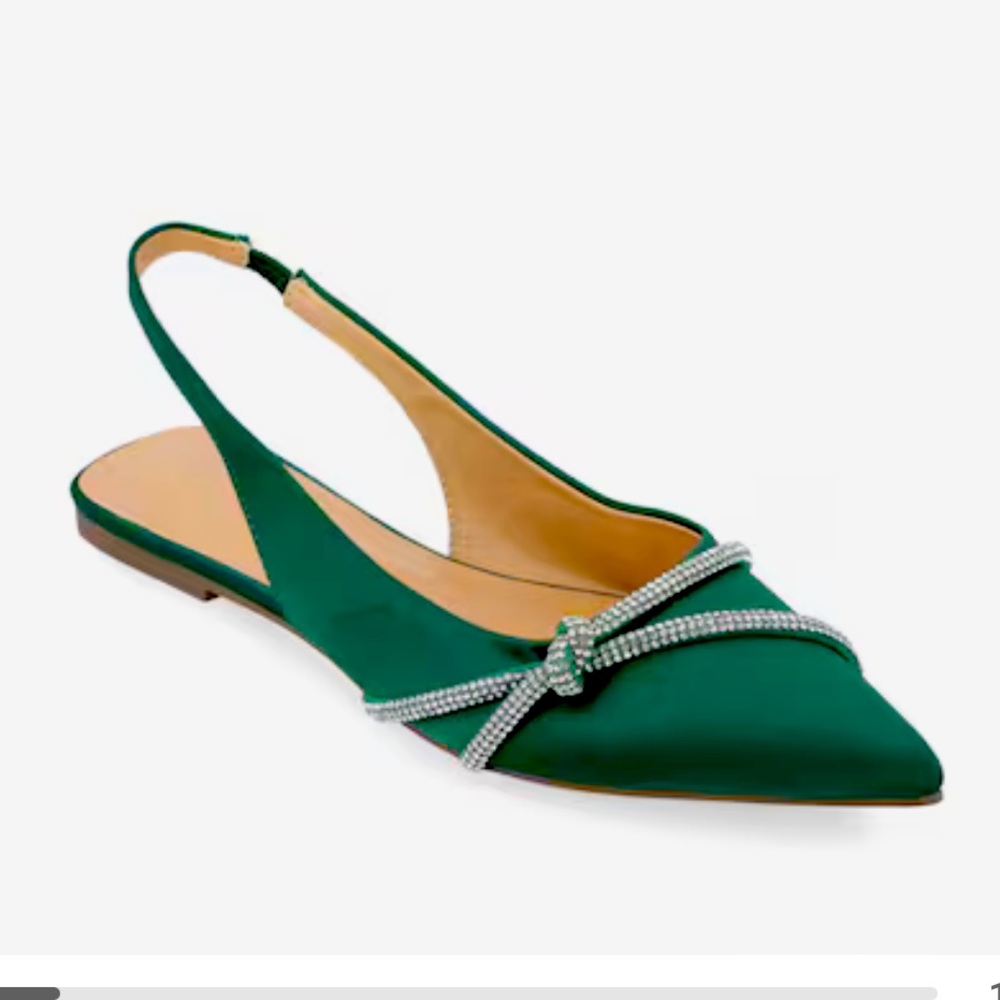 Journee Collection Rebbel Flat